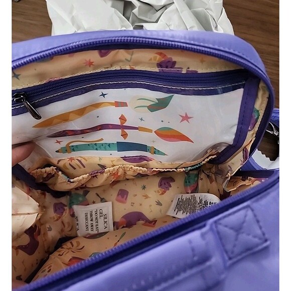 2025 Disney Parks EPCOT Festival of the Arts Figment Lug Crossbody NWT Ranger - Picture 9 of 11